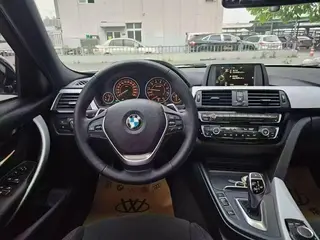 BMW 3 Series 2017 320i M Sporty interior photo 11