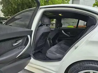 BMW 3 Series 2017 320i M Sporty interior photo 12