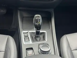 BMW 1 Series 2021 120i M Versión deportiva interior foto 12