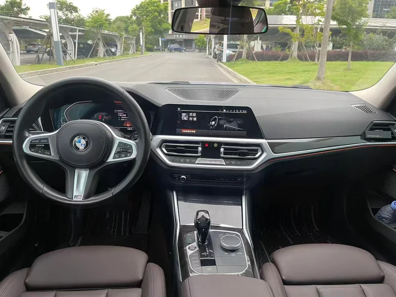 BMW 3 Series 2020 325Li M Sports suit interior photo 8