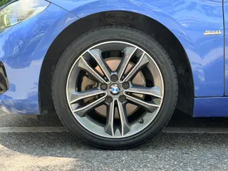BMW 1 Series 2018 118i Deporte exterior foto 4