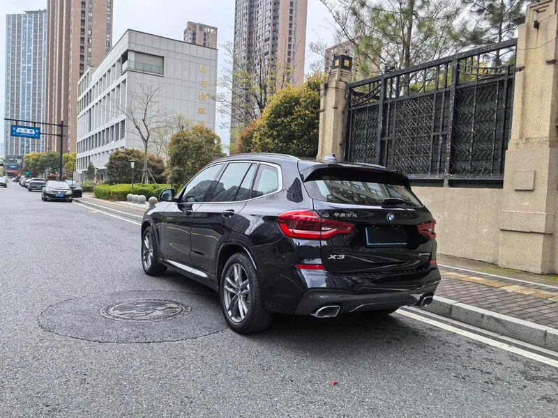 BMW X3 2021 xDrive28i M Sports suit interior photo 8