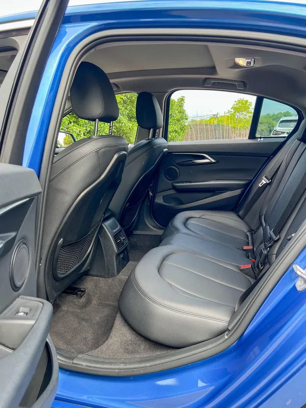 BMW 1 Series 2018 118i Design Suit Type interior photo 15