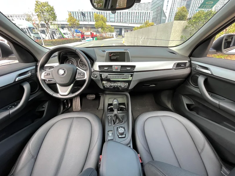 BMW X1 2016 sDrive18Li Type de luxe intérieur photo 8