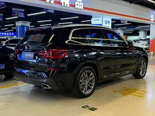 BMW X3 2020 xDrive25i M Sports suit interior photo 11