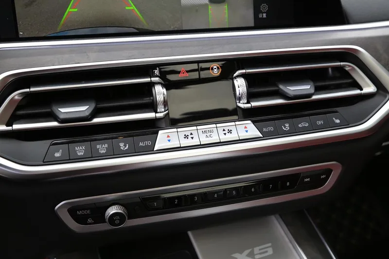 BMW X5 2022 Restyling xDrive 30Li Premium Class M Sports suit exterior photo 8