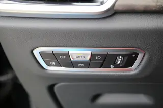 BMW X5 2022 Restyling xDrive 30Li Premium Class M Sports suit interior photo 15