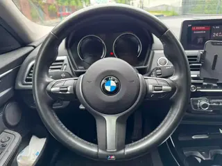 BMW 1 Series 2020 120i M Ensemble de sport extérieur photo 9