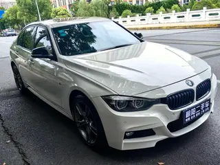 BMW 3 Series 2018 320i M Edición nocturna deportiva exterior foto 3