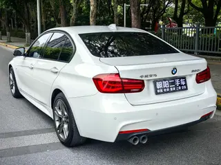 BMW 3 Series 2018 320i M Edición nocturna deportiva interior foto 16