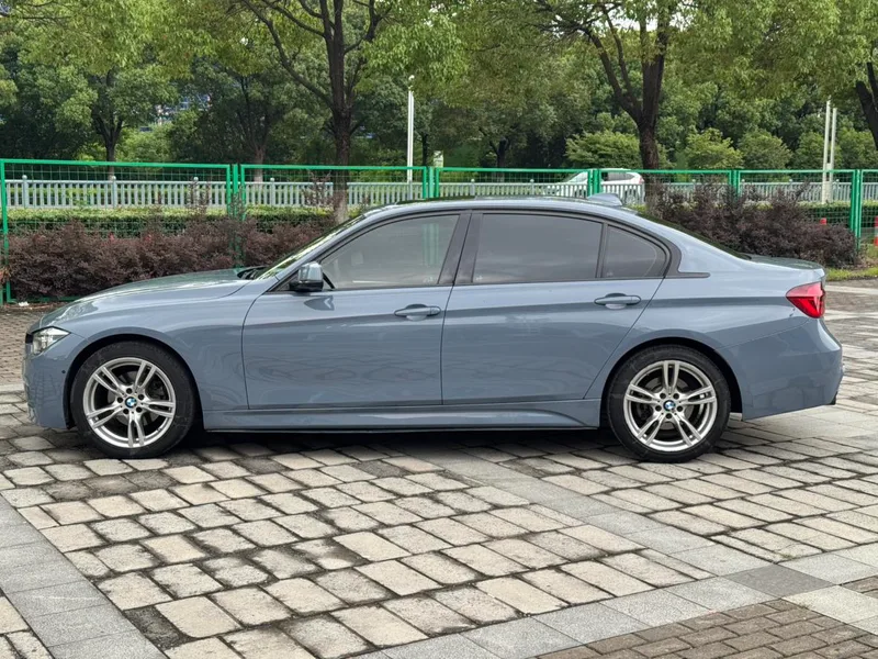 BMW 3 Series 2019 320Li M Ensemble de sport extérieur photo 5