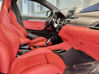 BMW X2 2020 sDrive25i Tipo de lujo M Traje todoterreno interior foto 10
