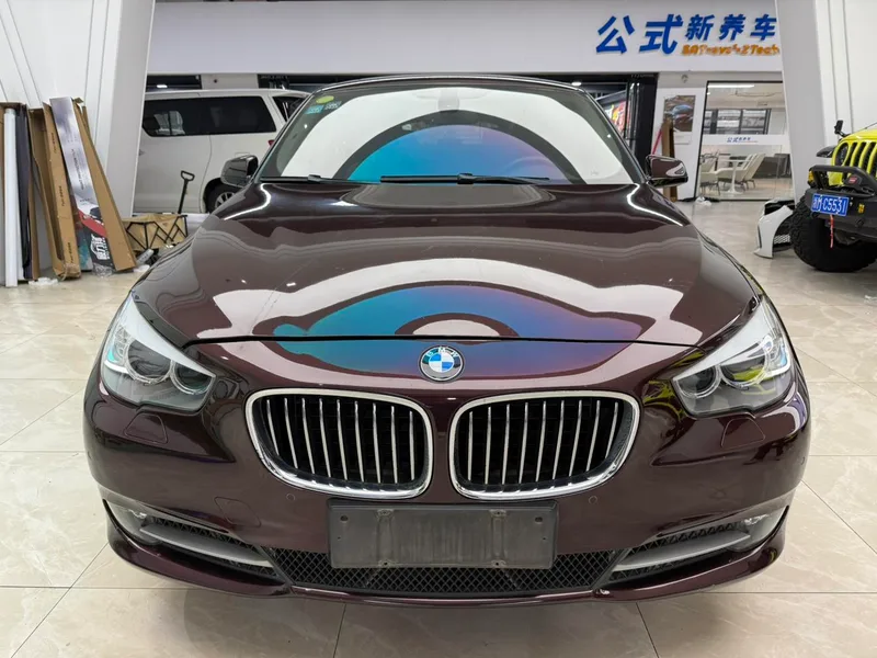 BMW 5 Series GT 2011 535i Style élégant extérieur photo 2
