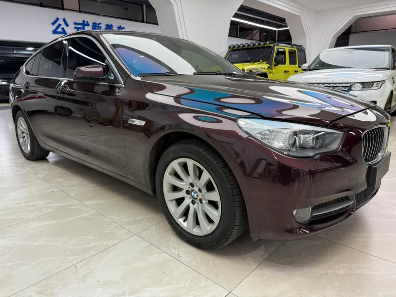 BMW 5 Series GT 2011 535i Style élégant extérieur photo 3