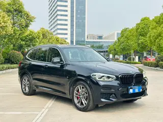 BMW X3 2020 xDrive25i M Sports suit exterior photo 3