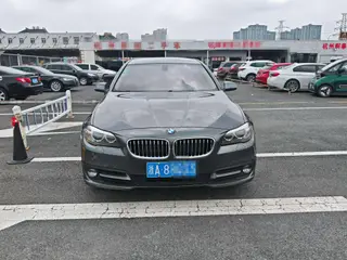 BMW 5 Series 2014 520Li Elegant style exterior photo 2