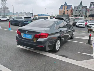 BMW 5 Series 2014 520Li Elegant style exterior photo 5