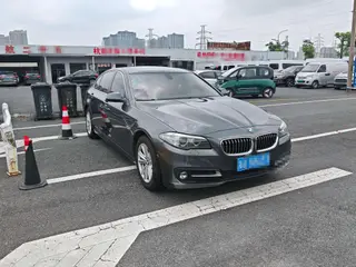 BMW 5 Series 2014 520Li Elegant style exterior photo 6