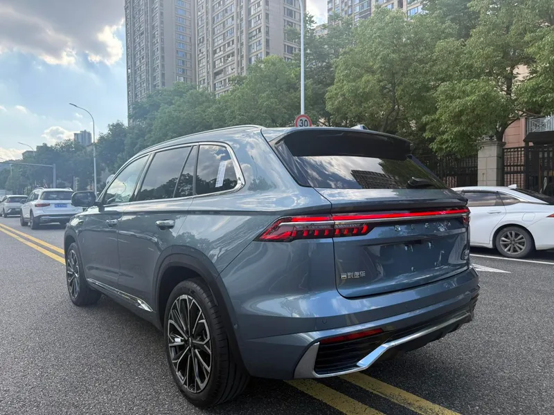 Geely Monjaro 2026 2.0TD High-power automatic four-wheel drive oriental obsidian full moon version exterior photo 7