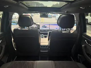 Geely Monjaro 2026 2.0TD High-power automatic four-wheel drive oriental obsidian full moon version interior photo 17