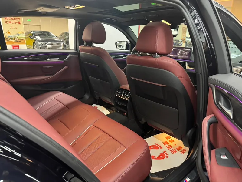 BMW 5 Series 2021 Restyling 525Li M Sports suit interior photo 14