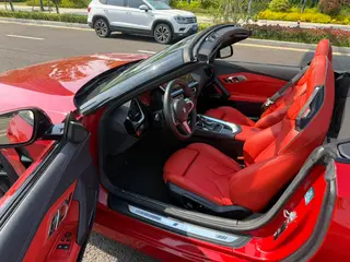 BMW Z4 2019 sDrive 25i M Sports suit interior photo 10