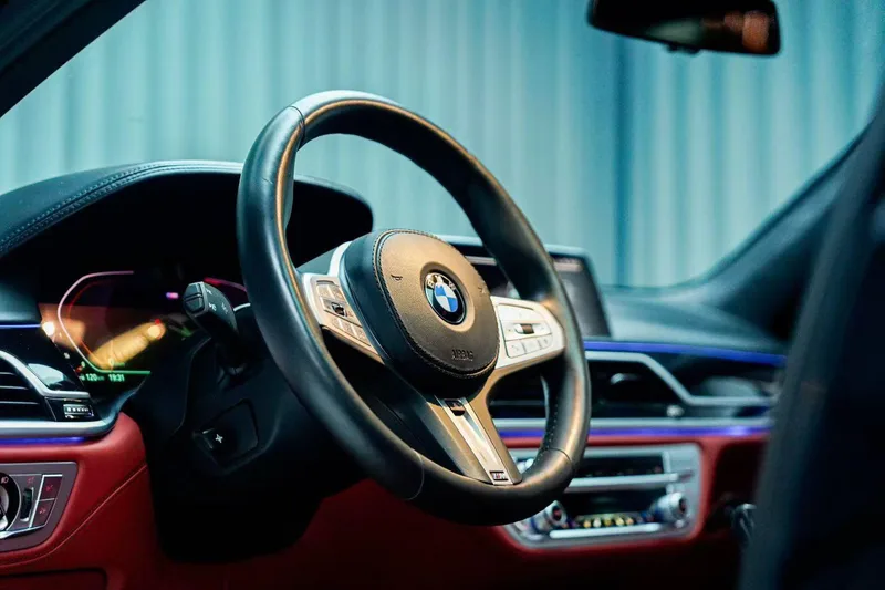 BMW 7 Series 2019 Reforma 740Li xDrive Tipo administrativo M Conjunto deportivo interior foto 8