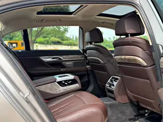 BMW 7 Series 2021 740Li Leading Type Luxury Set interior photo 14