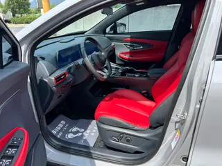 Changan UNI-T 2020 1.5T Modelo insignia exterior foto 4