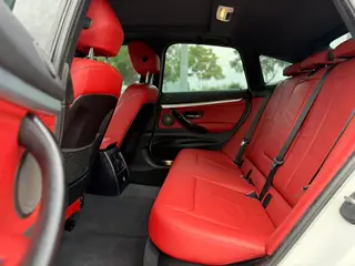 BMW 3 Series GT 2019 330i xDrive M Sportif extérieur photo 6