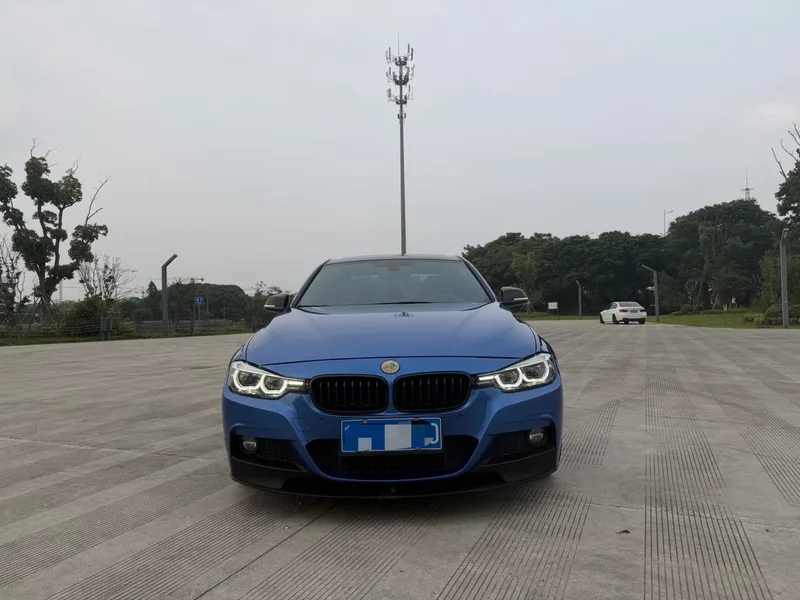 BMW 3 Series 2018 330i M Sports Obsidian Night Edition exterior photo 2