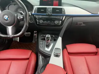 BMW 3 Series 2018 330i M Sports Obsidian Night Edition interior photo 13