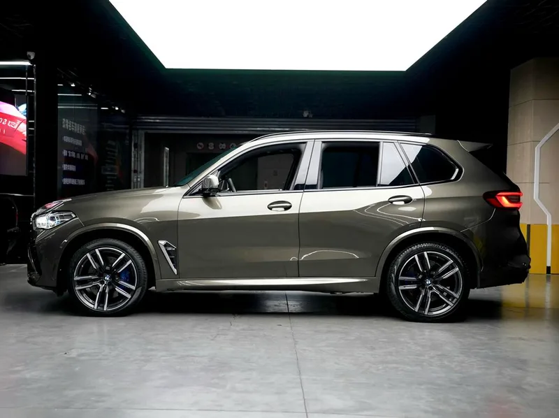 BMW X5 M 2020 X5 M exterior photo 3