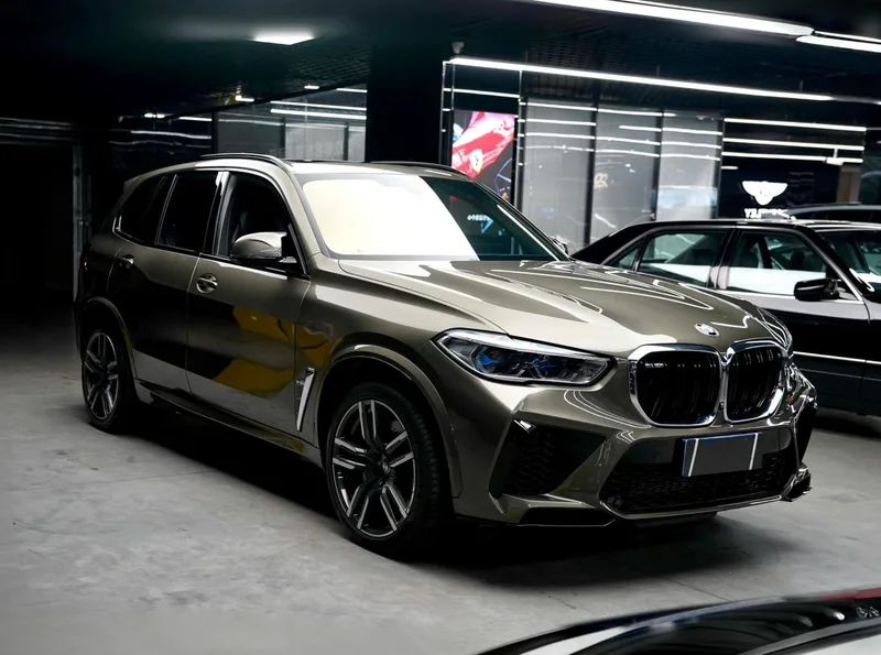 BMW X5 M 2020 X5 M exterior photo 4