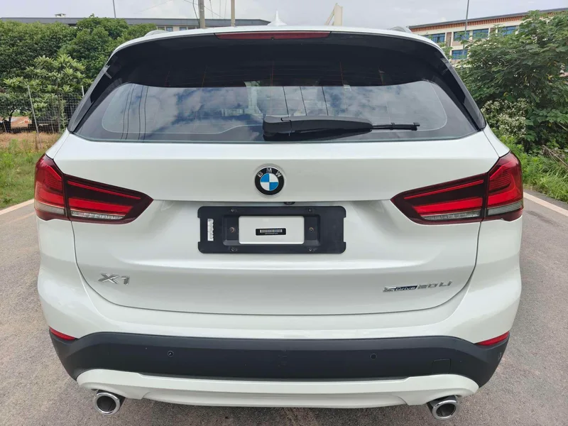 BMW X1 2020 sDrive20Li Fashionable exterior photo 5