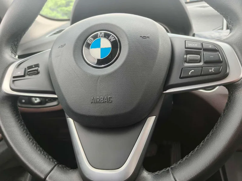 BMW X1 2020 sDrive20Li Fashionable interior photo 8