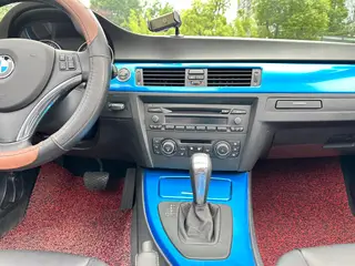BMW 3 Series 2009 325i Convertible Coupe interior photo 12