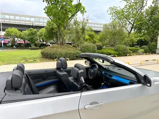 BMW 3 Series 2009 325i Convertible Coupe interior photo 16