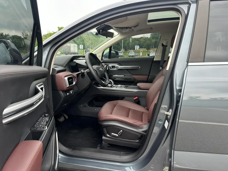 Geely Okavango 2022 1.8TD Automatic Deluxe exterior photo 4