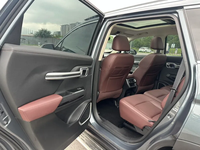 Geely Okavango 2022 1.8TD Automatic Deluxe interior photo 12