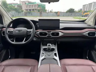 Geely Okavango 2022 1.8TD Automatic Deluxe interior photo 14