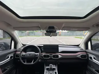 Geely Okavango 2022 1.8TD Automatic Deluxe interior photo 15