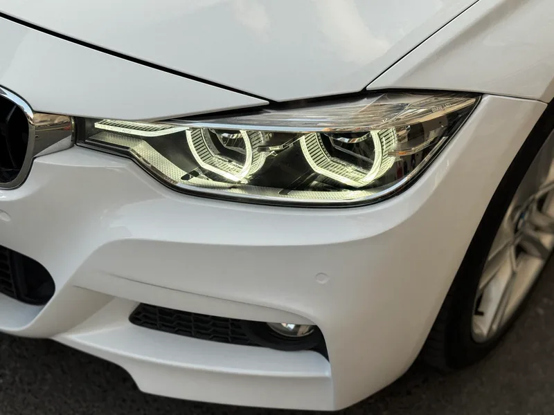 BMW 3 Series 2018 320i M Sports suit exterior photo 8