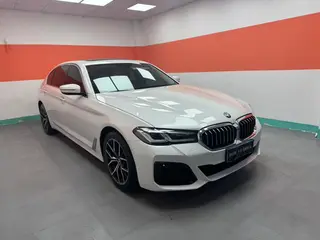 BMW 5 Series 2018 525Li Luxury Set exterior photo 3