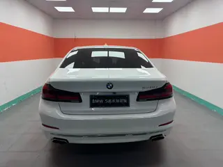 BMW 5 Series 2018 525Li Luxury Set interior photo 8
