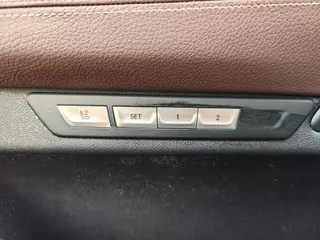 BMW 7 Series 2017 730Li Líder interior foto 20