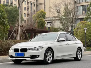 BMW 3 Series 2015 320i Super version mode