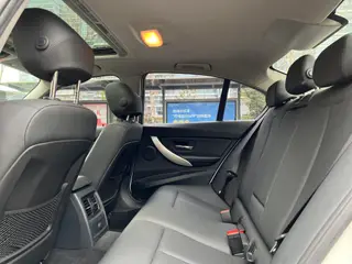 BMW 3 Series 2015 320i Super Yue Fashion interior photo 10