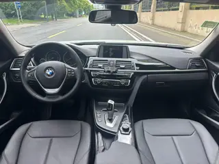 BMW 3 Series 2017 320Li Style tendance intérieur photo 9