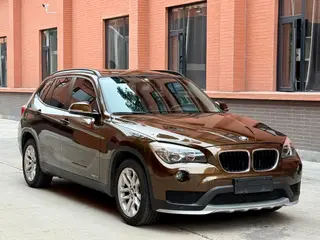 BMW X1 2015 sDrive18i Version améliorée de la mode extérieur photo 3